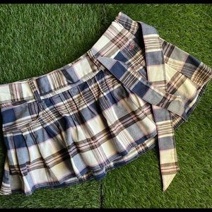 Hollister Co. plaid skirt
